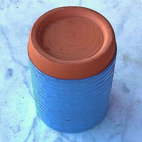 SUSAN JACOBS NEW YORK CANDLE BEACH WALK BABY BLUE TERRACOTTA NEW 1 WICK  10.5oz - Picture 4 of 4